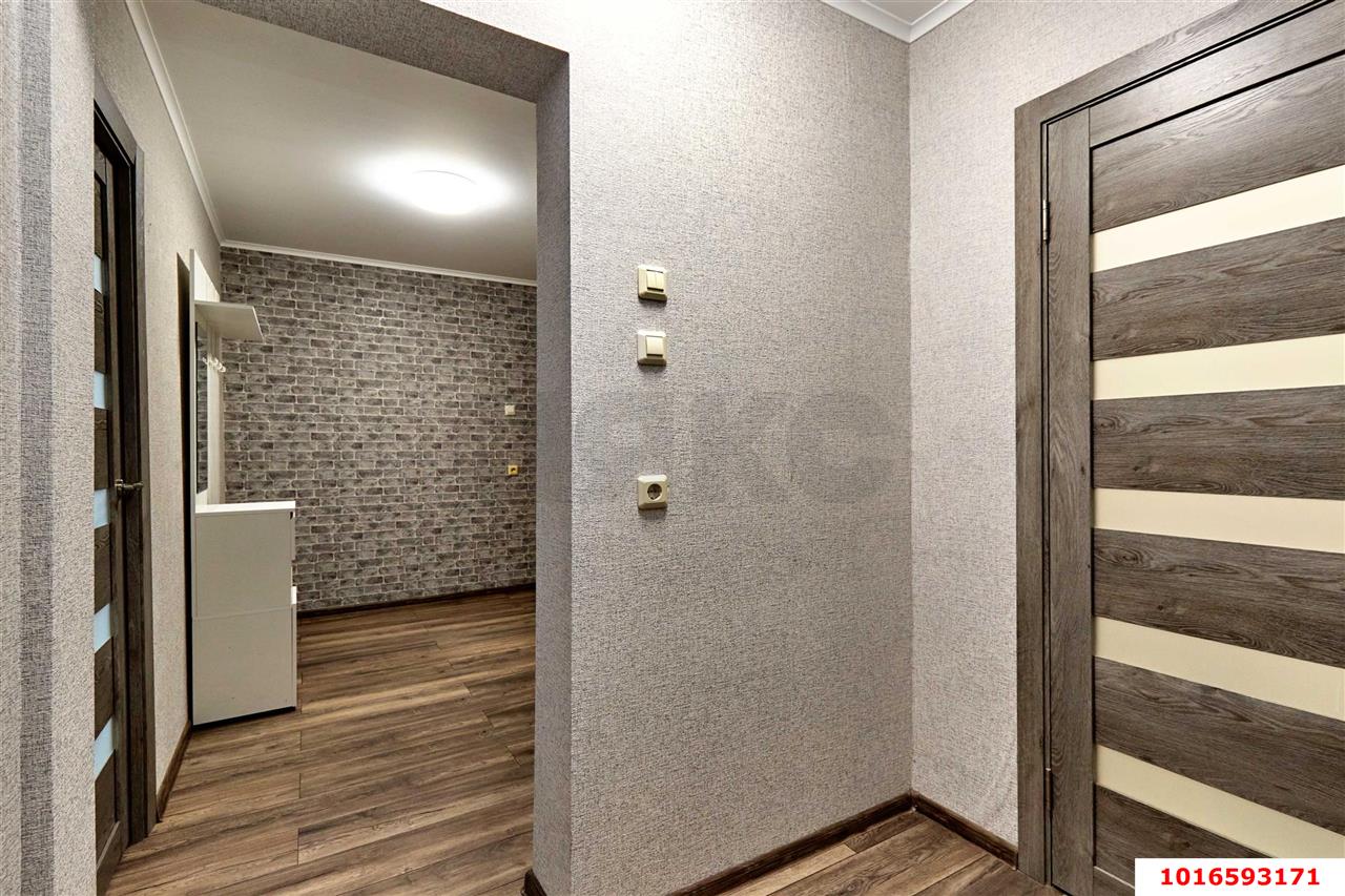 Фото №11: 2-комнатная квартира 65&nbsp;м², 11/14&nbsp;эт. - Краснодар, Прикубанский внутригородской округ, мкр. Микрохирургии глаза, ул. Красных Партизан, 4/4