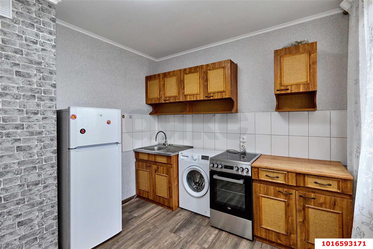 Фото №6: 2-комнатная квартира 65&nbsp;м², 11/14&nbsp;эт. - Краснодар, Прикубанский внутригородской округ, мкр. Микрохирургии глаза, ул. Красных Партизан, 4/4