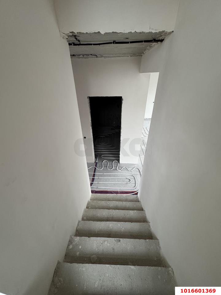 Фото №6: Дом 180&nbsp;м² + 4.5&nbsp;сот., 2&nbsp;эт. - Елизаветинская, Прикубанский внутригородской округ, мкр. СНТ Горизонт, ул. Вишнёвая