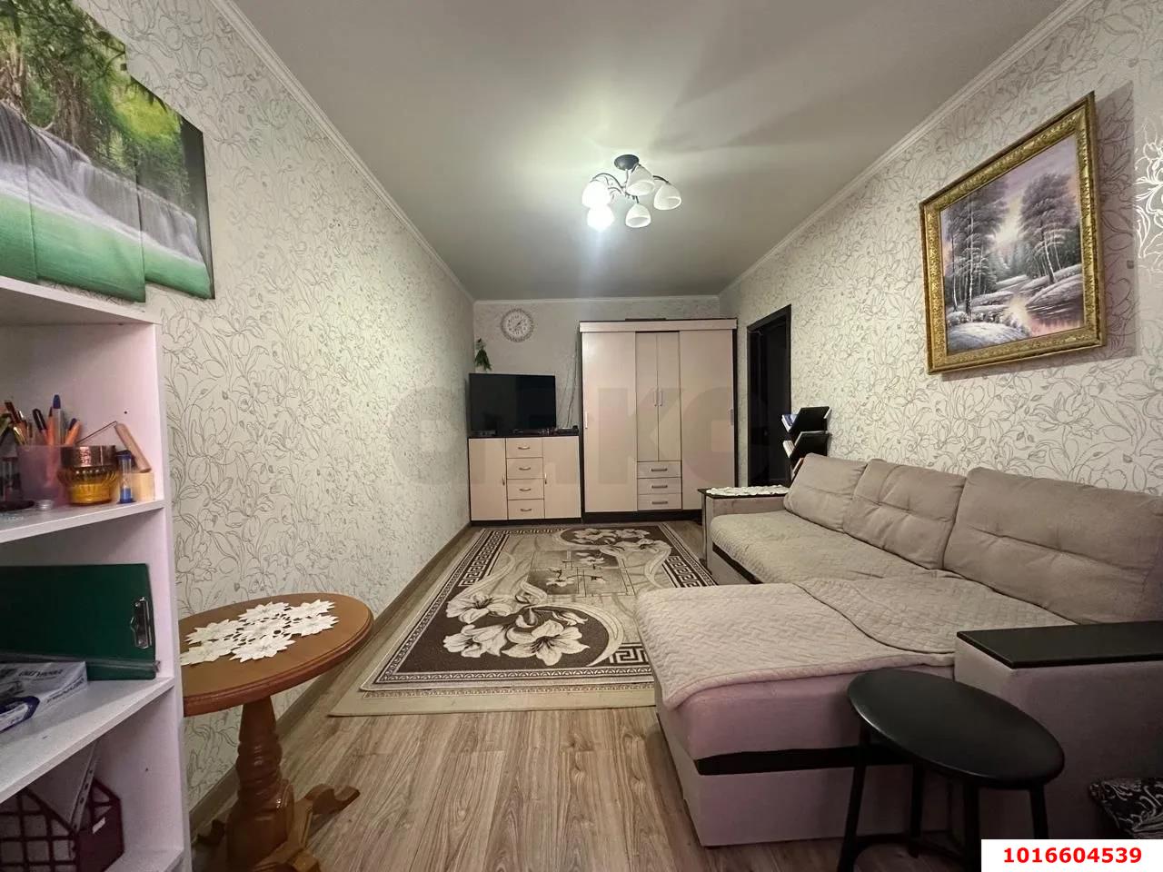 Фото №2: 2-комнатная квартира 50&nbsp;м², 1/6&nbsp;эт. - Берёзовый, Прикубанский внутригородской округ, мкр. Витаминкомбинат, ул. 2-я Целиноградская, 38