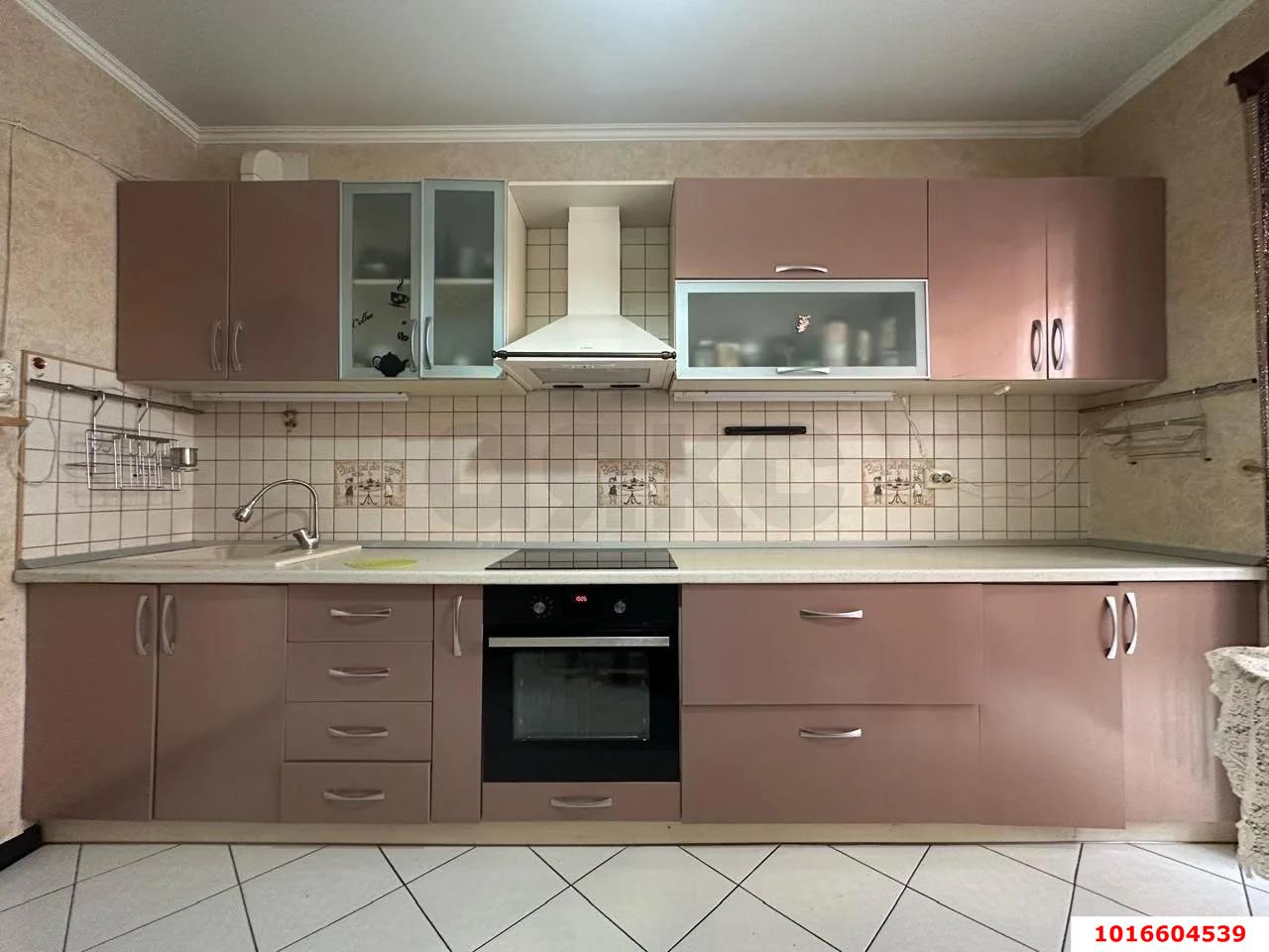 Фото №5: 2-комнатная квартира 50&nbsp;м², 1/6&nbsp;эт. - Берёзовый, Прикубанский внутригородской округ, мкр. Витаминкомбинат, ул. 2-я Целиноградская, 38