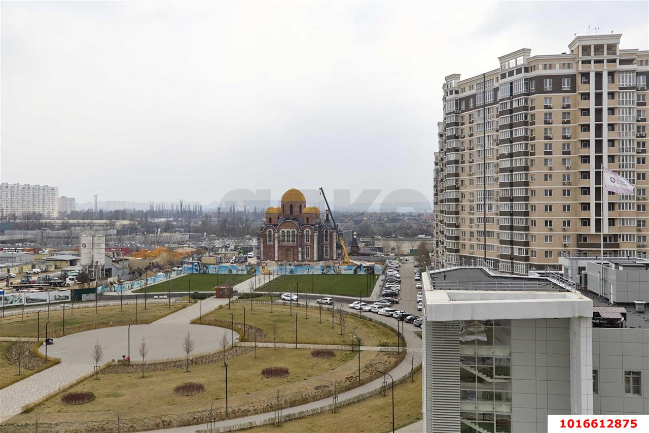 Фото №4: 3-комнатная квартира 82&nbsp;м², 8/21&nbsp;эт. - Краснодар, Прикубанский внутригородской округ, мкр. ЖК Красная Площадь, ул. Конгрессная, 19/3