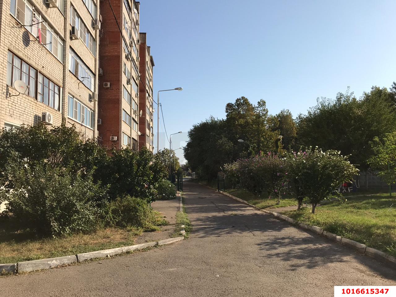 Фото №11: 2-комнатная квартира 56&nbsp;м², 6/9&nbsp;эт. - Краснодар, Прикубанский внутригородской округ, мкр. Табачная Фабрика, ул. имени Жлобы, 1/1