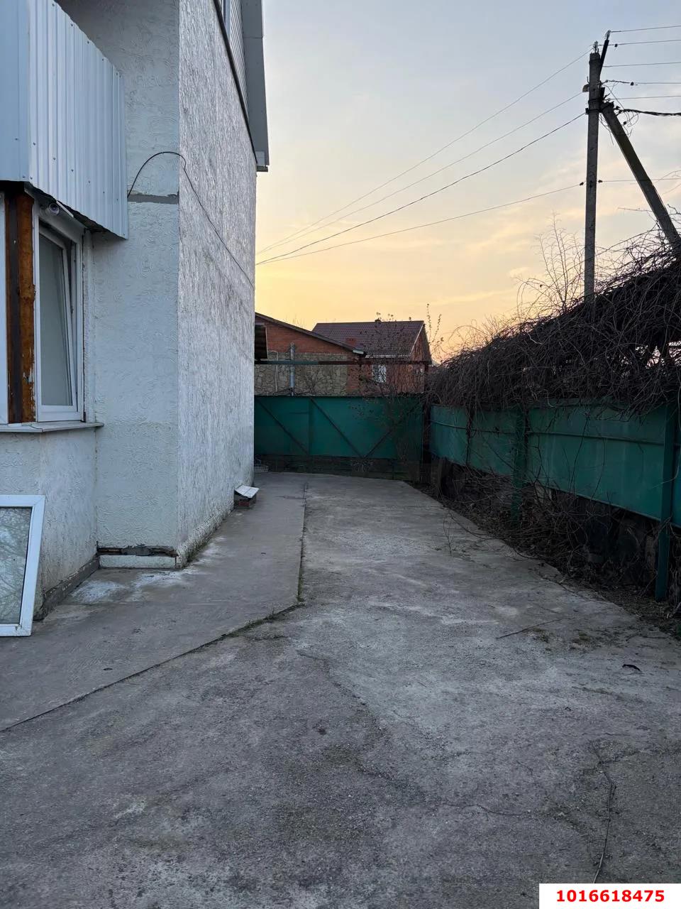 Фото №2: Дом 90&nbsp;м² + 5.2&nbsp;сот., 3&nbsp;эт. - Краснодар, Прикубанский внутригородской округ, Сады Калинина, мкр. СНТ Солнышко, ул. Виноградная, 750