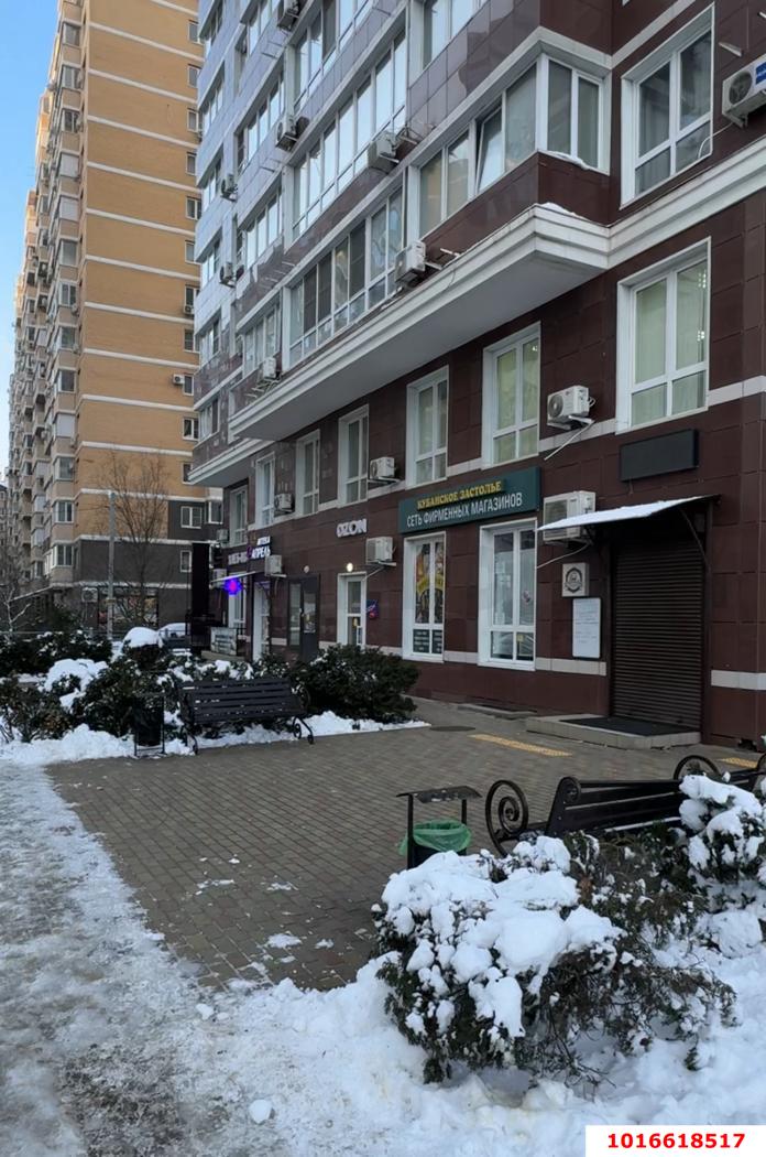 Фото №9: Торговое помещение 51&nbsp;м², 2/2&nbsp;эт. - Краснодар, Карасунский внутригородской округ, Черёмушки, мкр. ЖК Соло, ул. Селезнёва, 2/3