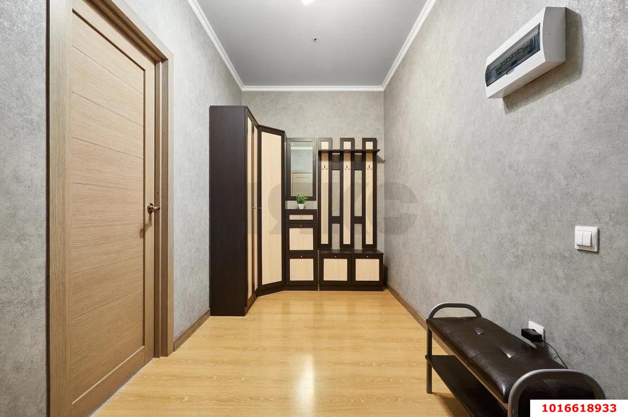 Фото №7: 1-комнатная квартира 45&nbsp;м², 10/24&nbsp;эт. - Краснодар, Центральный внутригородской округ, Черёмушки, мкр. ЖК Солнечный Остров, ул. Ставропольская, 336/6