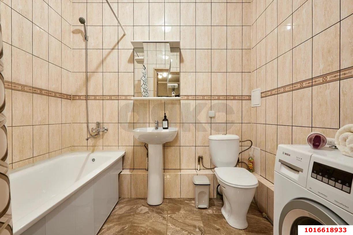 Фото №6: 1-комнатная квартира 45&nbsp;м², 10/24&nbsp;эт. - Краснодар, Центральный внутригородской округ, Черёмушки, мкр. ЖК Солнечный Остров, ул. Ставропольская, 336/6
