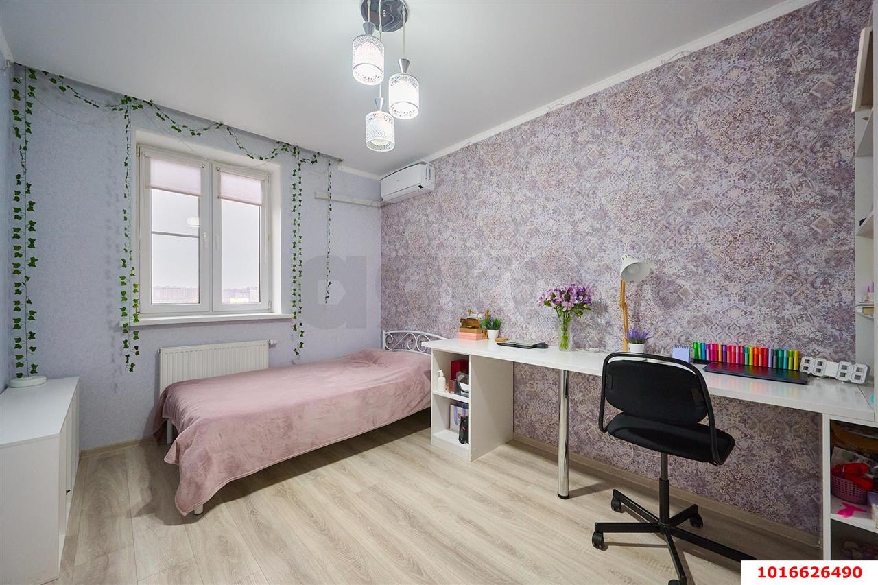 Фото №6: 3-комнатная квартира 75&nbsp;м², 8/13&nbsp;эт. - Краснодар, Прикубанский внутригородской округ, Славянский, мкр. Светлоград, ул. Красных Партизан, 1/4к1