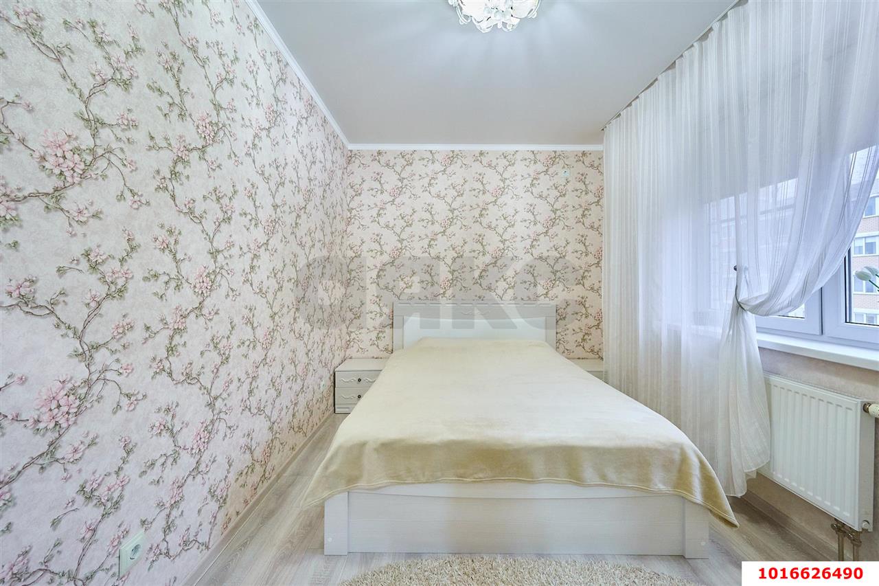 Фото №9: 3-комнатная квартира 75&nbsp;м², 8/13&nbsp;эт. - Краснодар, Прикубанский внутригородской округ, Славянский, мкр. Светлоград, ул. Красных Партизан, 1/4к1