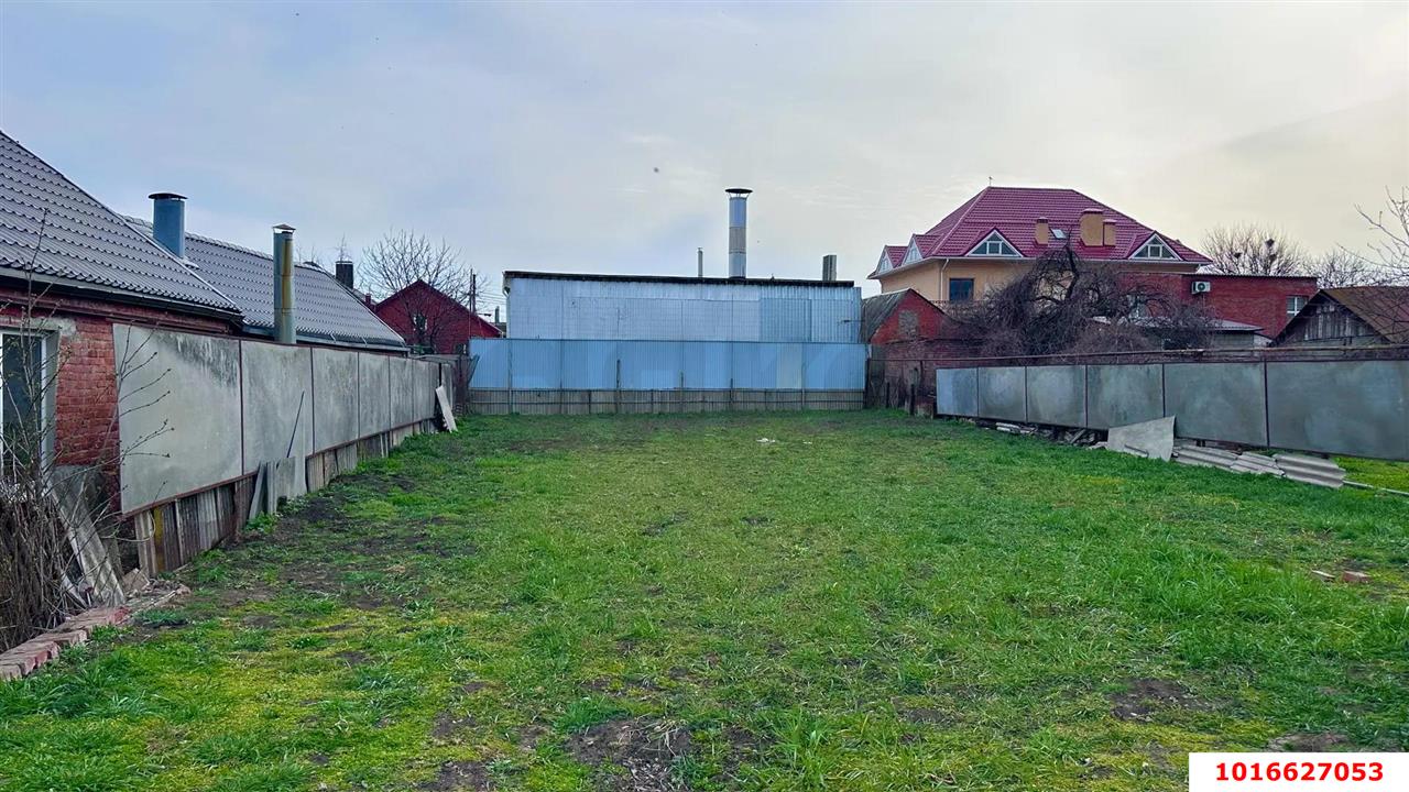 Фото №1: Земельный участок под ИЖС 5.4&nbsp;сот. - Краснодар, Прикубанский внутригородской округ, мкр. 2-я Площадка, ул. им. Ушакова, 33