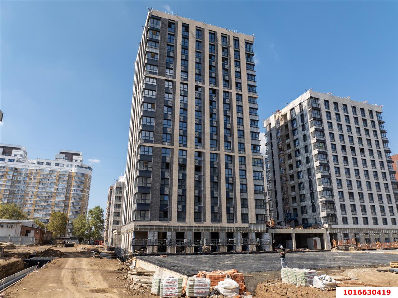 Фото №1: 1-комнатная квартира 35&nbsp;м², 3/18&nbsp;эт. - Краснодар, Карасунский внутригородской округ, Хлопчато-бумажный Комбинат, мкр. жилой квартал Патрики