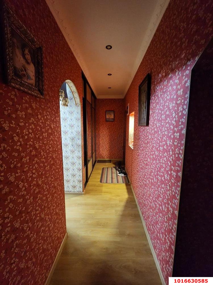 Фото №13: 4-комнатная квартира 83&nbsp;м², 2/4&nbsp;эт. - Краснодар, Центральный внутригородской округ, мкр. Центральный, ул. Митрофана Седина, 2