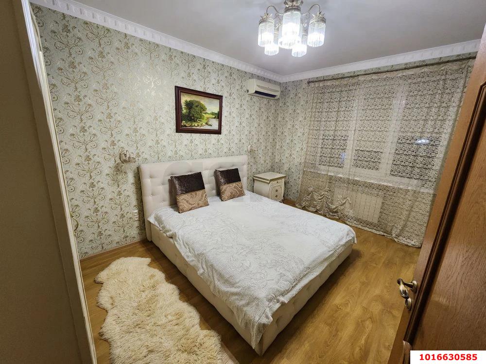 Фото №4: 4-комнатная квартира 83&nbsp;м², 2/4&nbsp;эт. - Краснодар, Центральный внутригородской округ, мкр. Центральный, ул. Митрофана Седина, 2