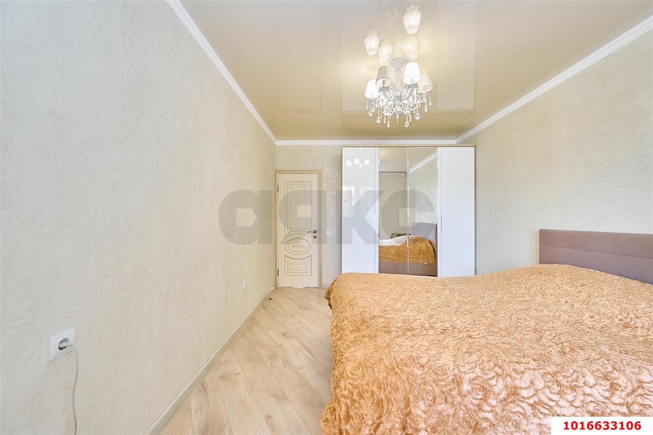 Фото №5: 4-комнатная квартира 120&nbsp;м², 2/10&nbsp;эт. - Краснодар, Прикубанский внутригородской округ, мкр. Восточно-Кругликовский, ул. Героя А.А. Аверкиева, 1