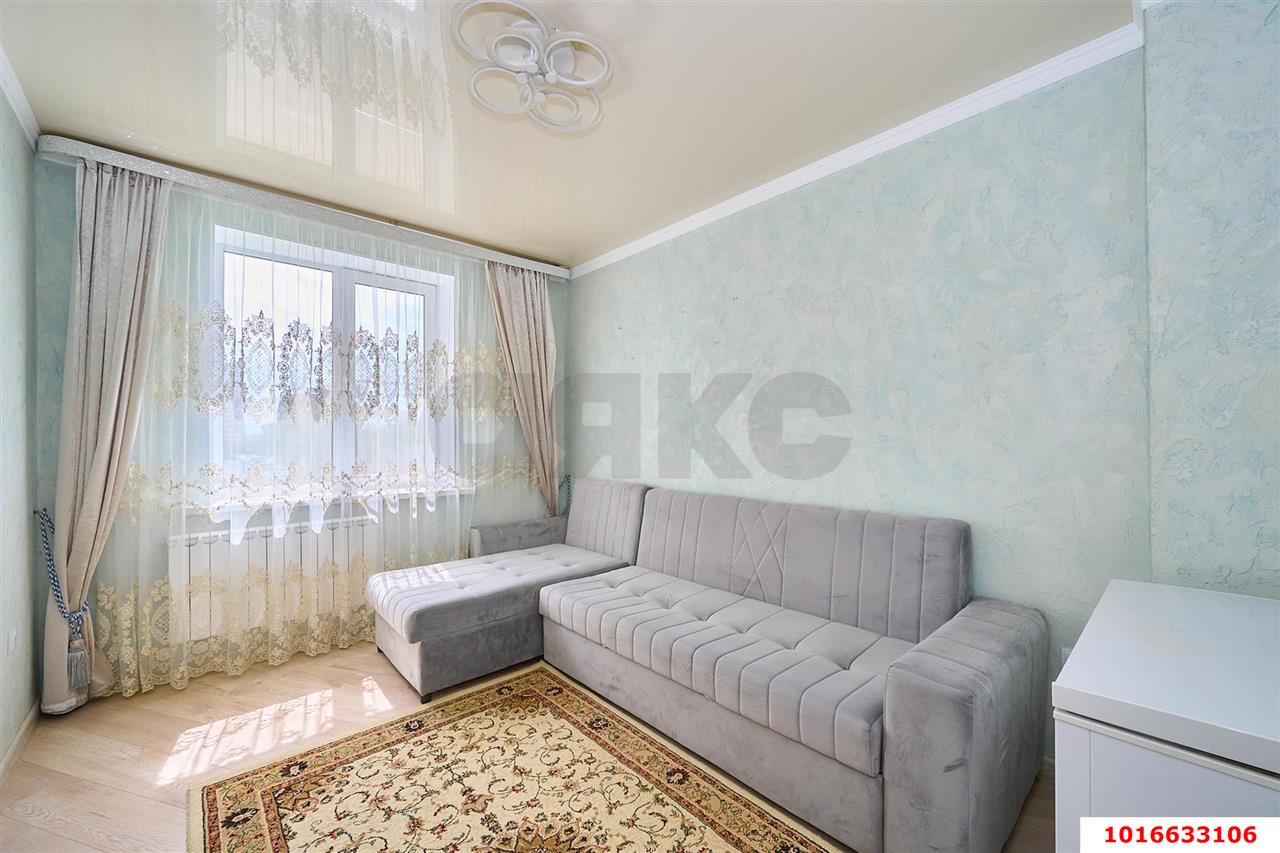 Фото №3: 4-комнатная квартира 120&nbsp;м², 2/10&nbsp;эт. - Краснодар, Прикубанский внутригородской округ, мкр. Восточно-Кругликовский, ул. Героя А.А. Аверкиева, 1