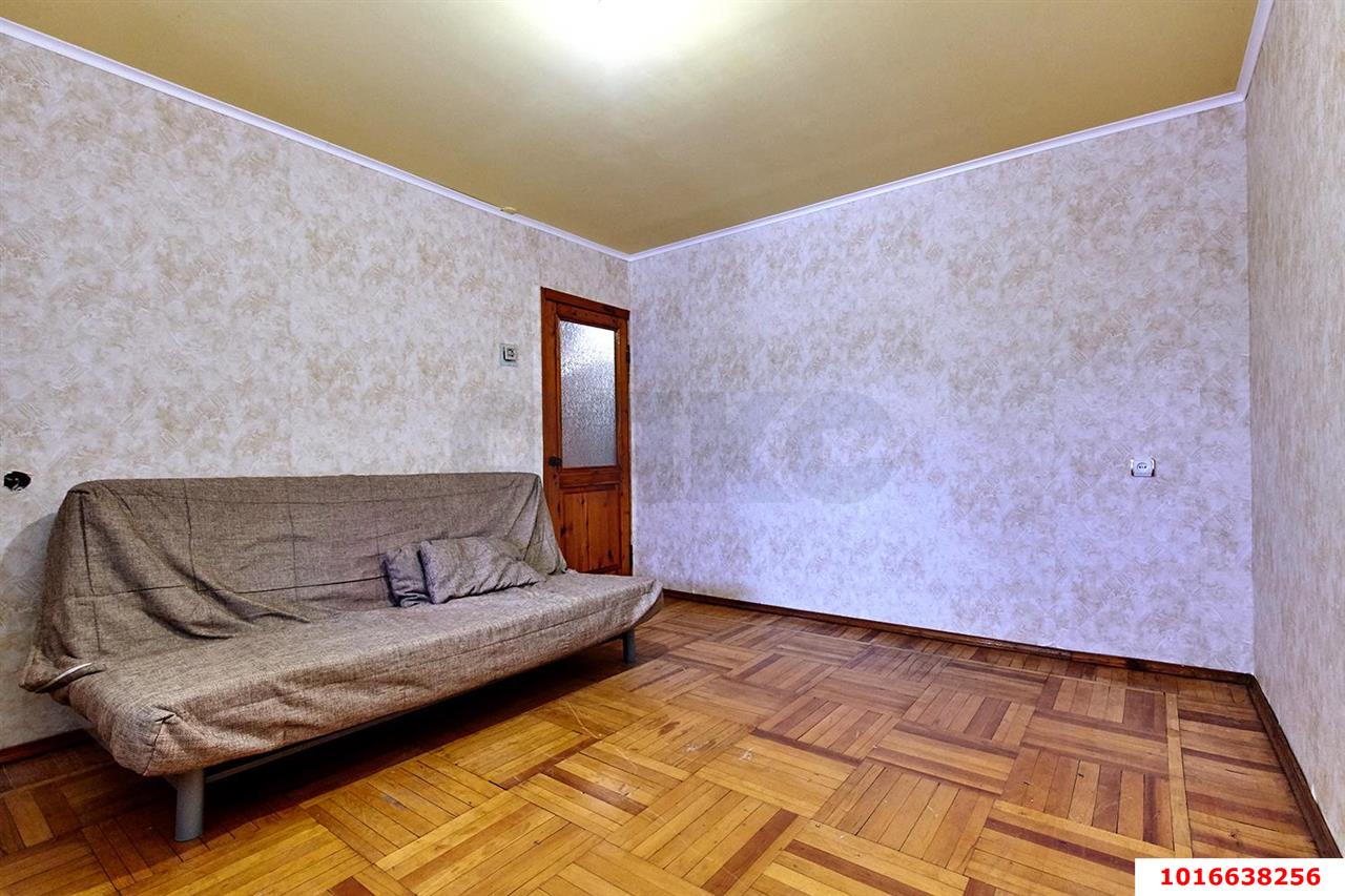 Фото №7: 3-комнатная квартира 60&nbsp;м², 2/9&nbsp;эт. - Краснодар, Прикубанский внутригородской округ, мкр. Фестивальный, ул. Гагарина, 132
