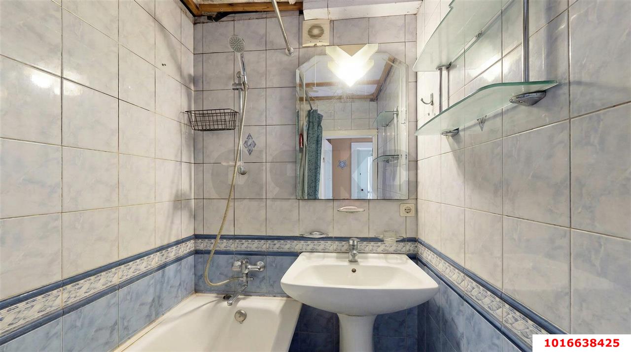 Фото №12: 3-комнатная квартира 58&nbsp;м², 2/5&nbsp;эт. - Краснодар, Центральный внутригородской округ, мкр. Черёмушки, ул. Стасова, 160