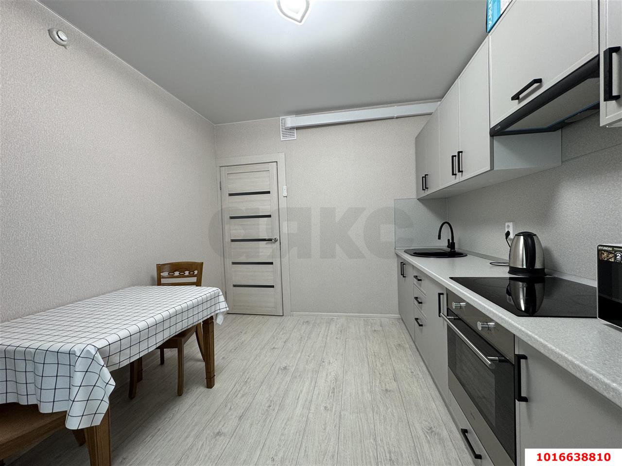 Фото №2: 1-комнатная квартира 40&nbsp;м², 1/16&nbsp;эт. - Краснодар, Прикубанский внутригородской округ, Восточный, мкр. жилой комплекс Квартал № 6, ул. имени Героя Советского Союза Дмитрия Мирошниченко, 43