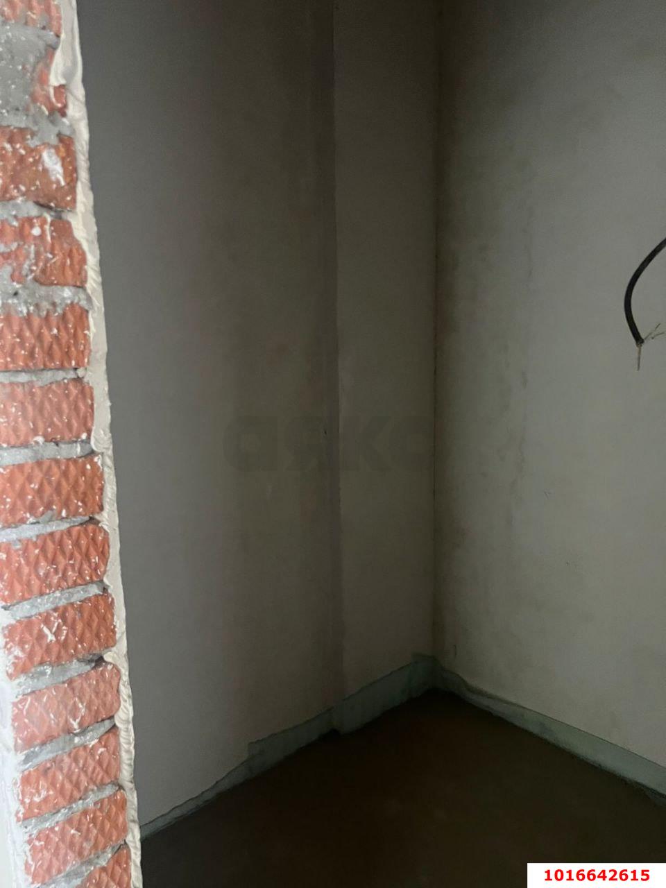Фото №4: 3-комнатная квартира 110&nbsp;м², 2/16&nbsp;эт. - Краснодар, Карасунский внутригородской округ, Почтовый, мкр. жилой комплекс Авиатор, ул. имени Валерия Гассия, 2