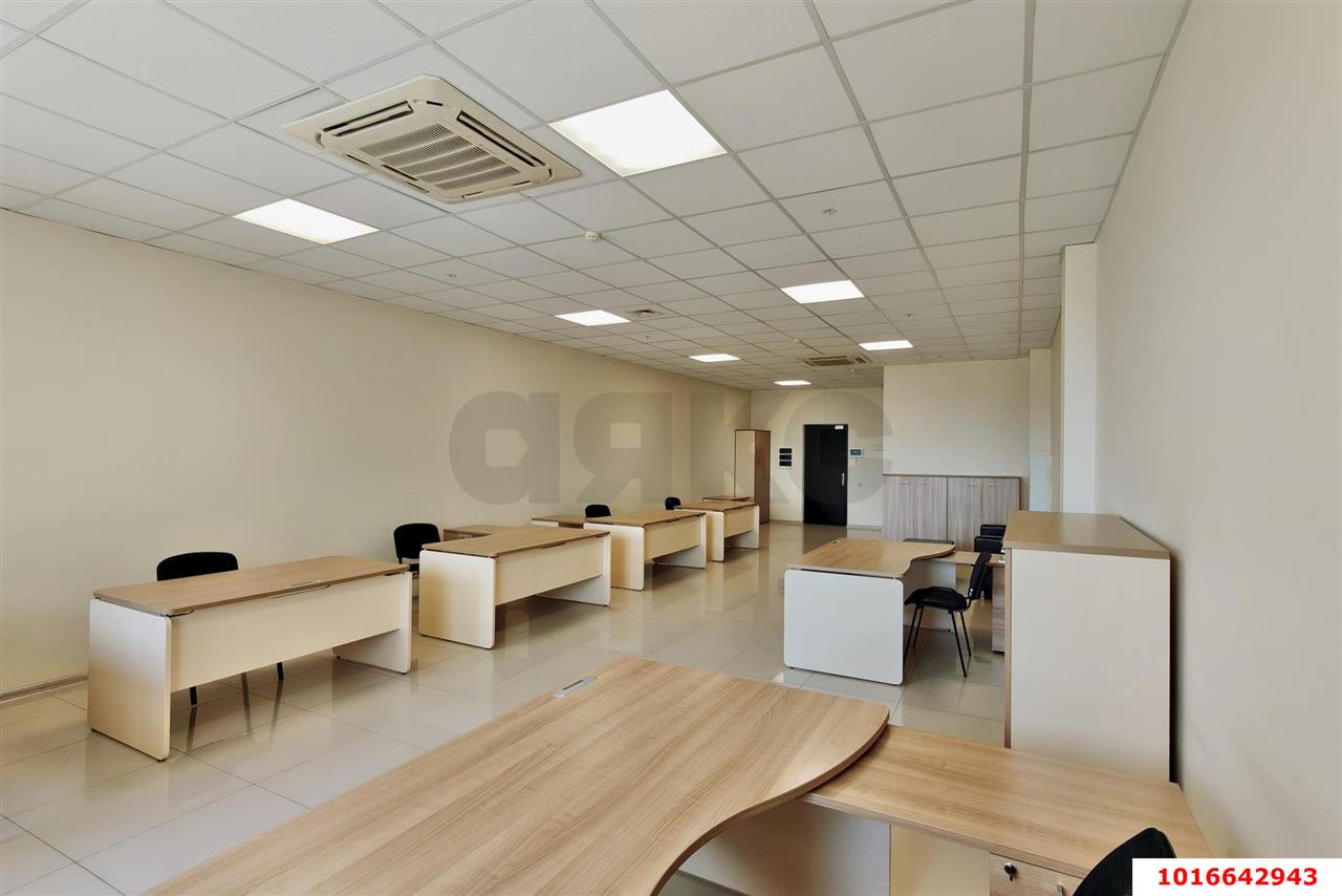 Фото №15: Офисное помещение 90&nbsp;м², 6/12&nbsp;эт. - Краснодар, Центральный внутригородской округ, мкр. Покровка, ул. Северная, 490