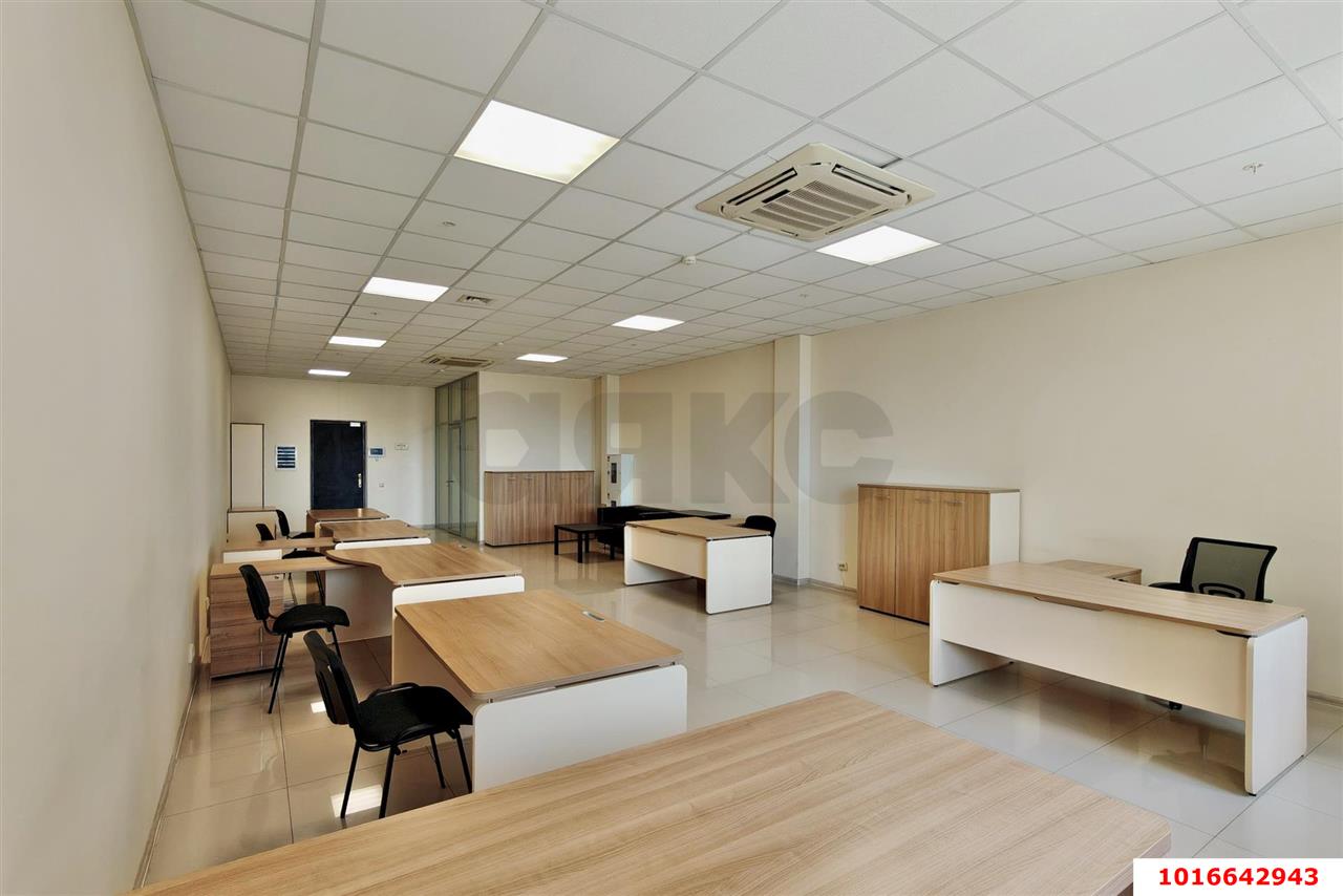 Фото №11: Офисное помещение 90&nbsp;м², 6/12&nbsp;эт. - Краснодар, Центральный внутригородской округ, мкр. Покровка, ул. Северная, 490