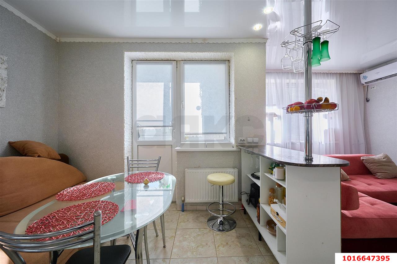 Фото №4: 1-комнатная квартира 43&nbsp;м², 16/18&nbsp;эт. - Краснодар, Прикубанский внутригородской округ, Школьный, Круглик, жилой комплекс Ежи, мкр. Табачная Фабрика, ул. Табачная, 1/1к1