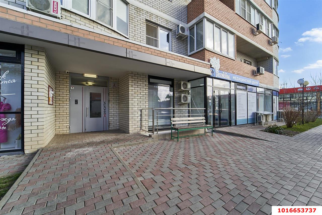 Фото №16: 3-комнатная квартира 90&nbsp;м², 2/10&nbsp;эт. - Краснодар, Прикубанский внутригородской округ, Россинского, мкр. жилой комплекс Инсити-Парк, ул. Командорская, 1к1