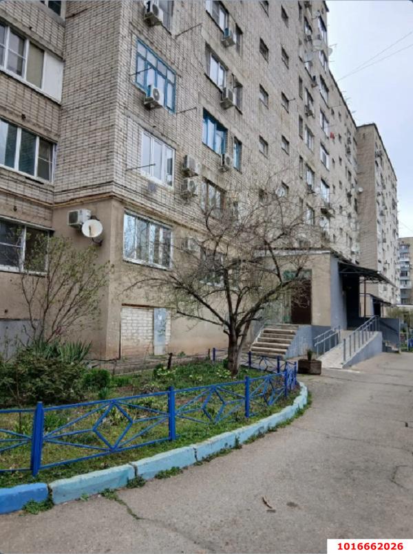 Фото №1: 1-комнатная квартира 30&nbsp;м², 1/9&nbsp;эт. - Краснодар, Западный внутригородской округ, мкр. Фестивальный, ул. имени Тургенева, 142