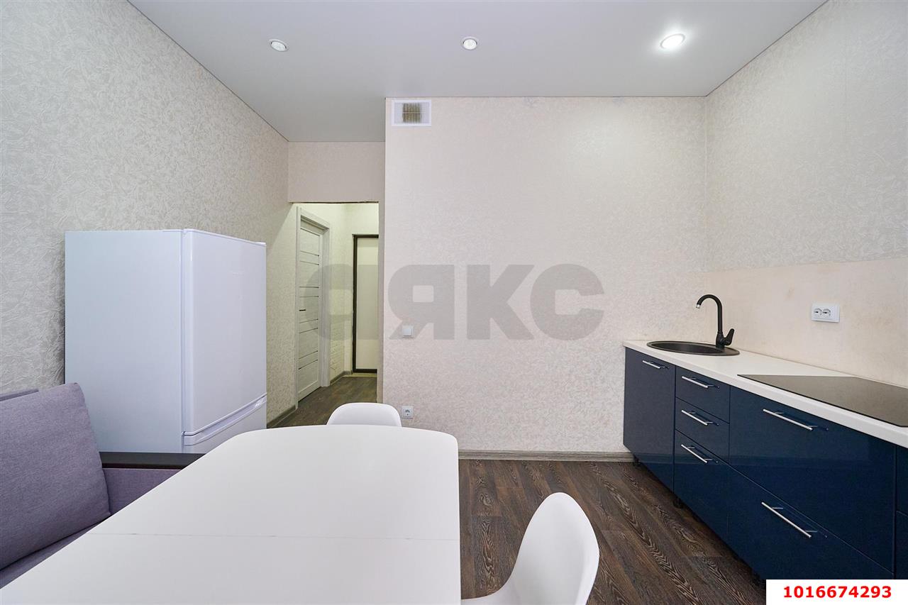Фото №8: 1-комнатная квартира 36&nbsp;м², 3/16&nbsp;эт. - Краснодар, Прикубанский внутригородской округ, Калинино, Завод Радиоизмерительных Приборов, мкр. ЖК Lime, ул. 2-я Российская, 162