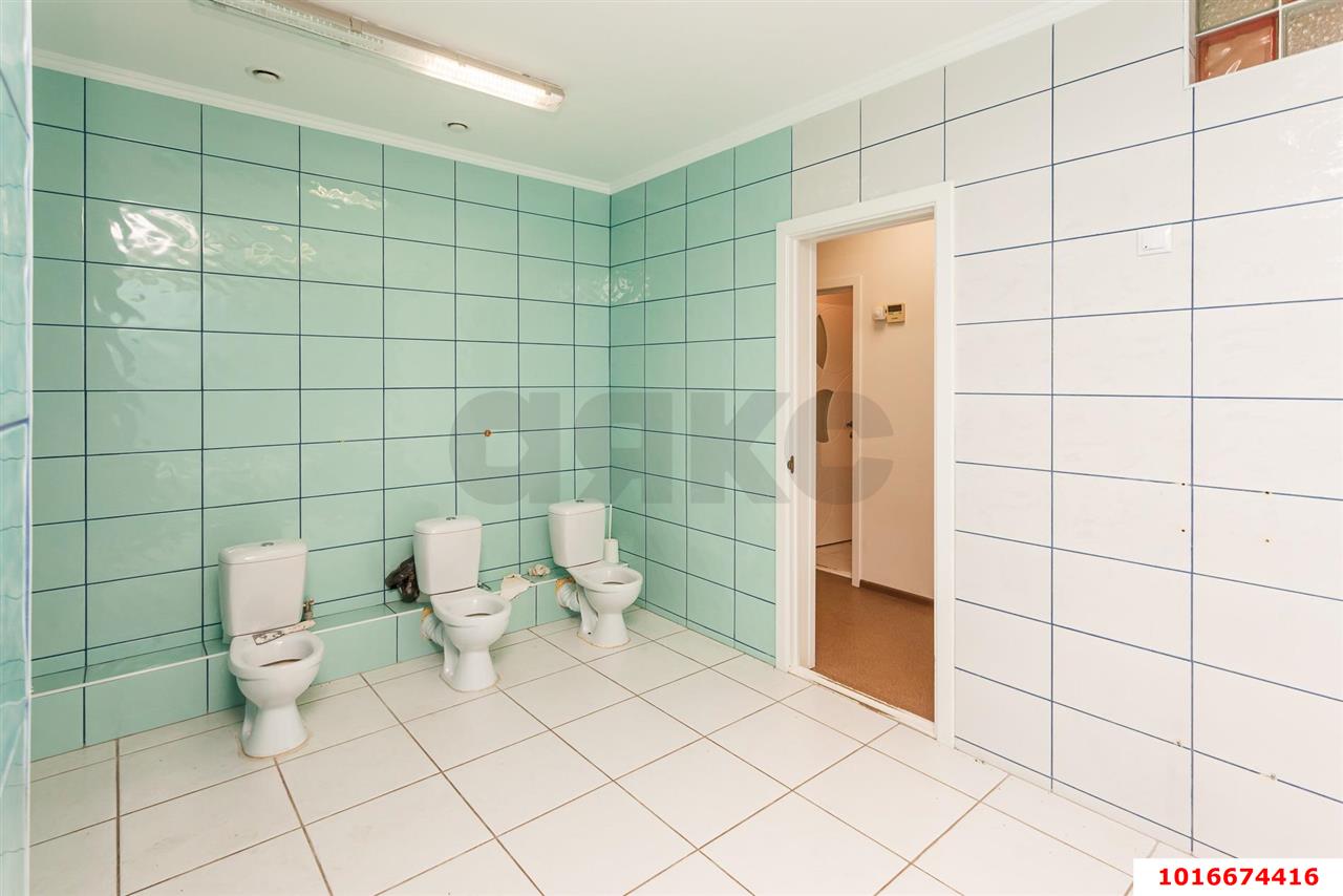 Фото №15: Торговое помещение 248&nbsp;м², 1/24&nbsp;эт. - Краснодар, Западный внутригородской округ, Фестивальный, мкр. жилой комплекс Триумф, ул. имени П.М. Гаврилова, 27