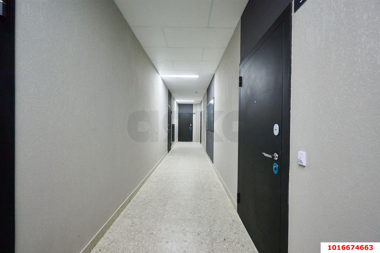 Фото №12: 2-комнатная квартира 50&nbsp;м², 9/12&nbsp;эт. - Краснодар, Прикубанский внутригородской округ, мкр. ЖК Тёплые Края, ул. им. Александра Гикало, 11
