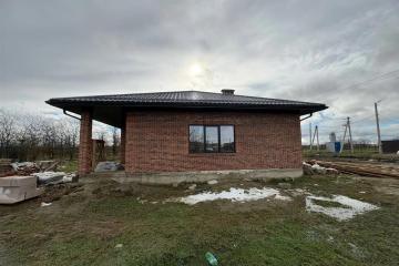 Фото №1: Дом 121 м² + 5 сот., 1 эт. - Тлюстенхабль, ул. Зелёная, 111
