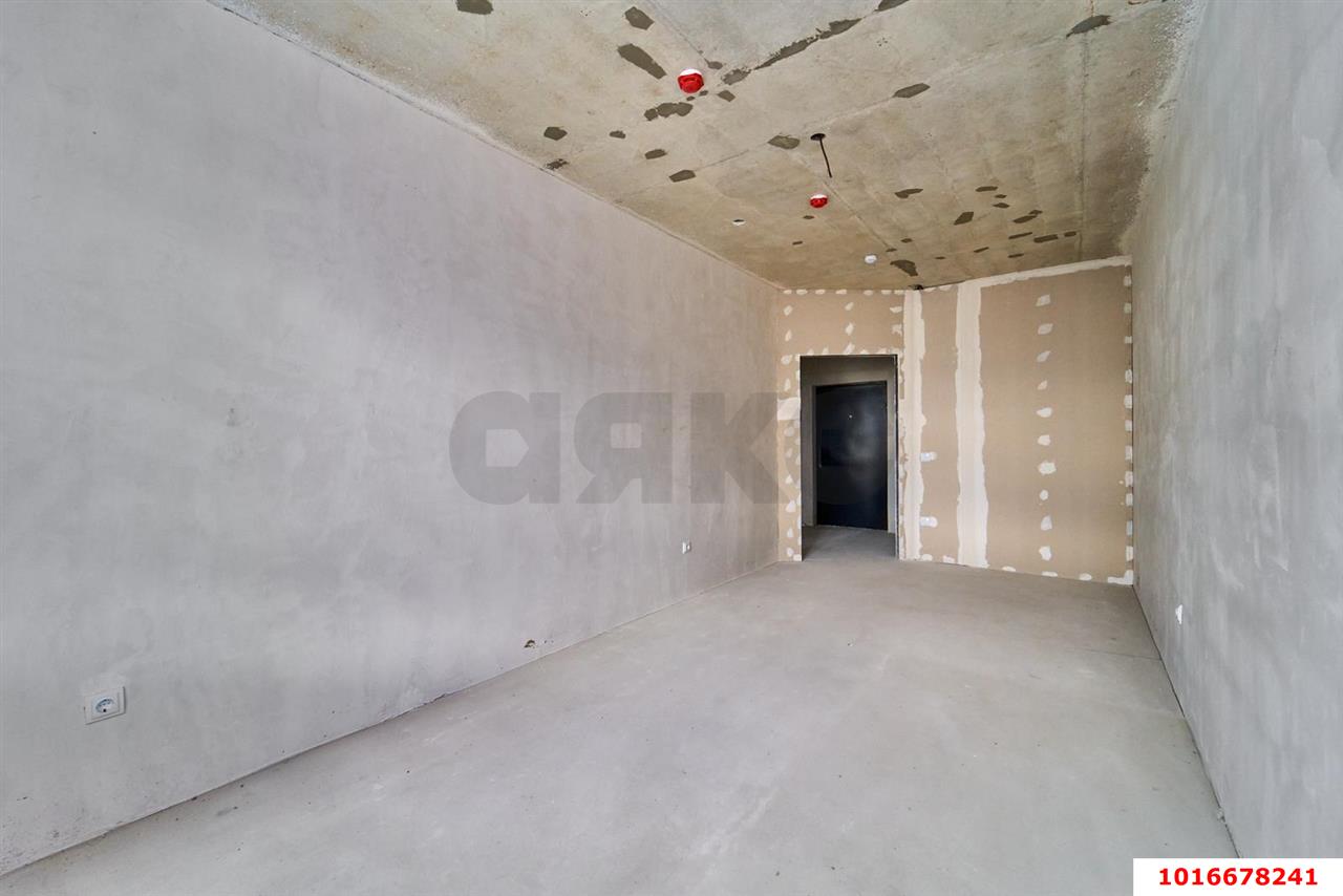 Фото №3: 2-комнатная квартира 63&nbsp;м², 13/25&nbsp;эт. - Краснодар, Прикубанский внутригородской округ, ЖК Кубанский, мкр. Завод Измерительных Приборов, ул. Зиповская, 40