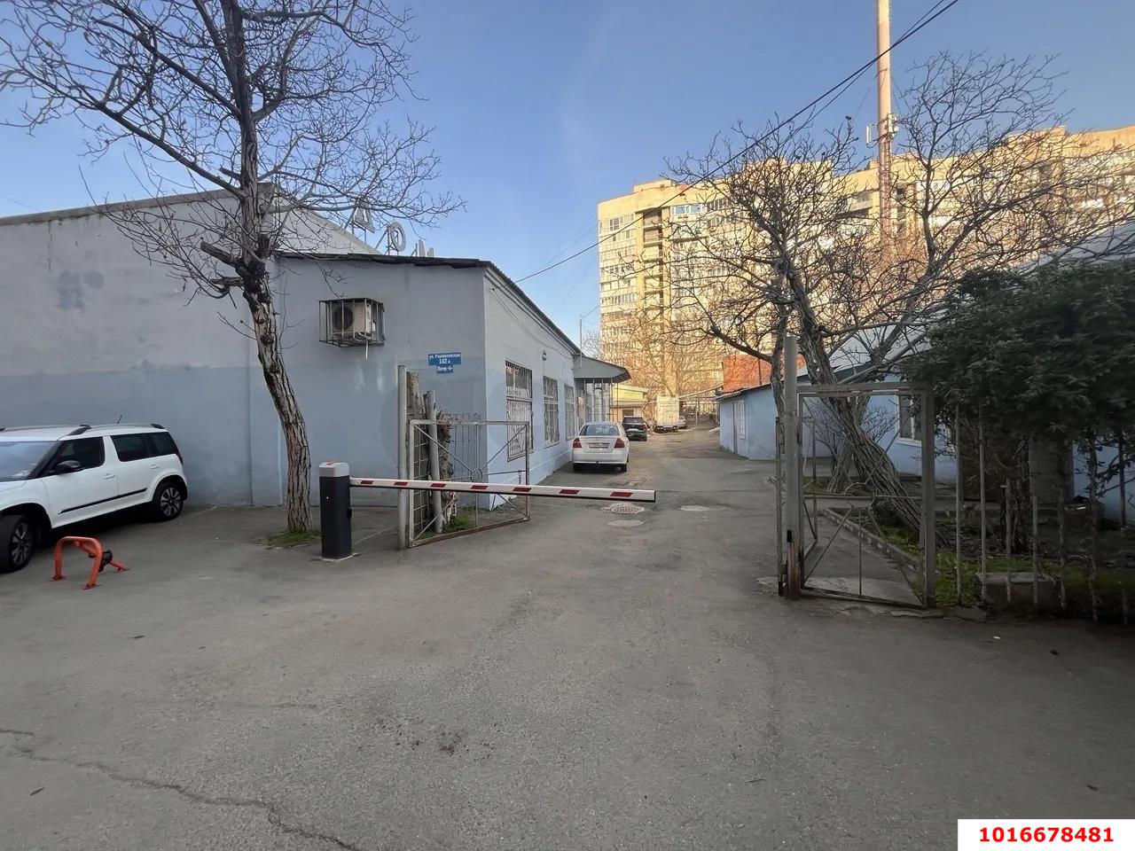 Фото №1: Офисное помещение 88&nbsp;м², 1/1&nbsp;эт. - Краснодар, мкр. Западный внутригородской округ, ул. Рашпилевская, 142А