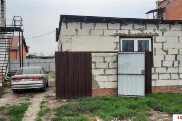 Фото №1: Дом 331&nbsp;м², 2&nbsp;эт. - Краснодар, мкр. Прикубанский внутригородской округ, ул. Ростовское шоссе, 1