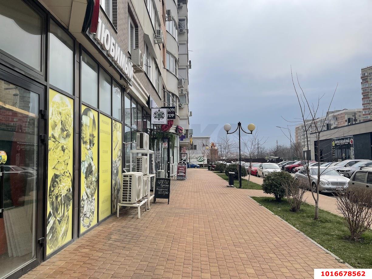 Фото №1: Торговое помещение 48&nbsp;м², 1/16&nbsp;эт. - Краснодар, Прикубанский внутригородской округ, Россинского, мкр. жилой комплекс Альпы, ул. Командорская, 6