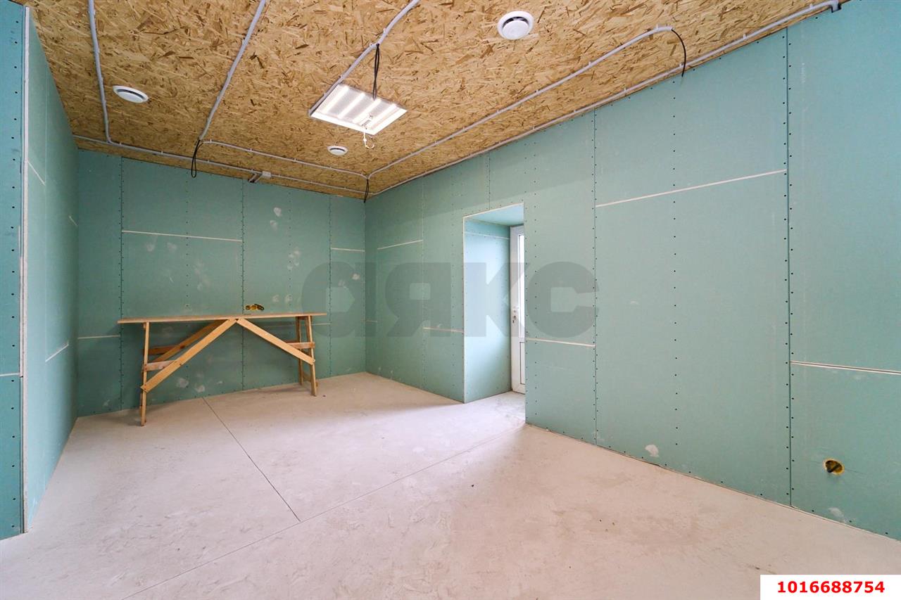 Фото №6: Офисное помещение 229&nbsp;м², 3/3&nbsp;эт. - Краснодар, Центральный внутригородской округ, мкр. Покровка, ул. Северная, 484