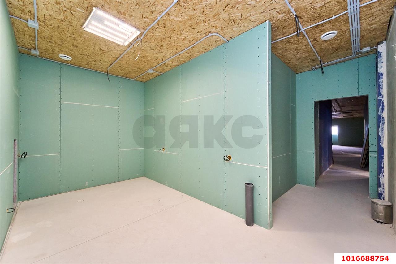 Фото №4: Офисное помещение 229&nbsp;м², 3/3&nbsp;эт. - Краснодар, Центральный внутригородской округ, мкр. Покровка, ул. Северная, 484