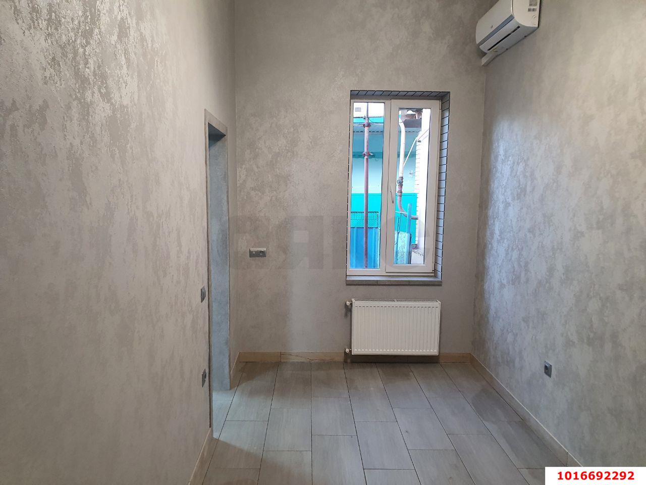 Фото №5: 1-комнатная квартира 50&nbsp;м², 1/1&nbsp;эт. - Краснодар, Центральный внутригородской округ, мкр. Центральный, ул. Коммунаров, 96