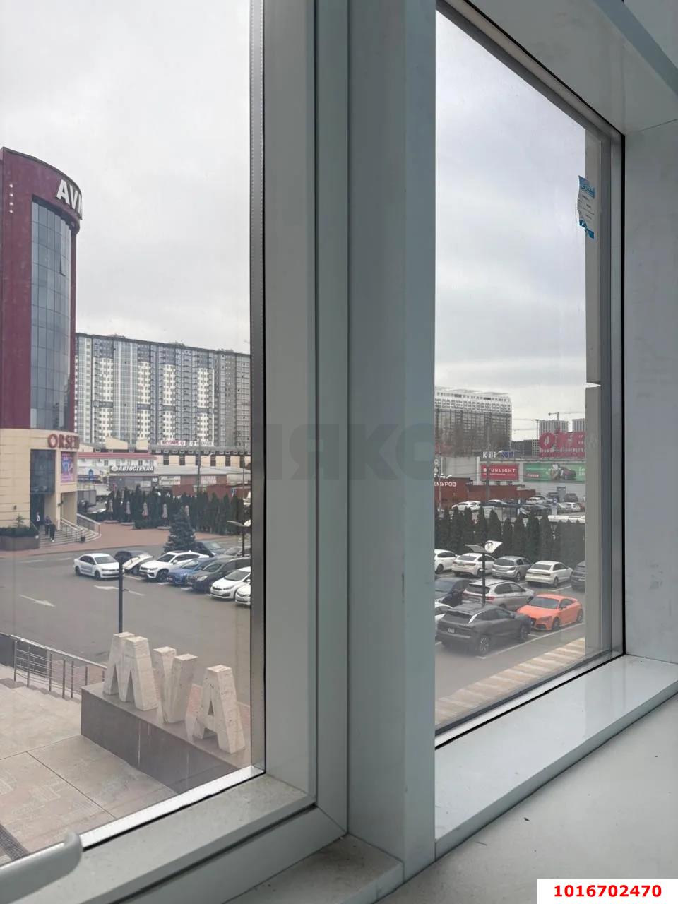 Фото №10: Офисное помещение 55&nbsp;м², 2/5&nbsp;эт. - Краснодар, Карасунский внутригородской округ, Хлопчато-бумажный Комбинат, мкр. жилой комплекс Гранд Пэлэс, ул. Уральская, 75/1