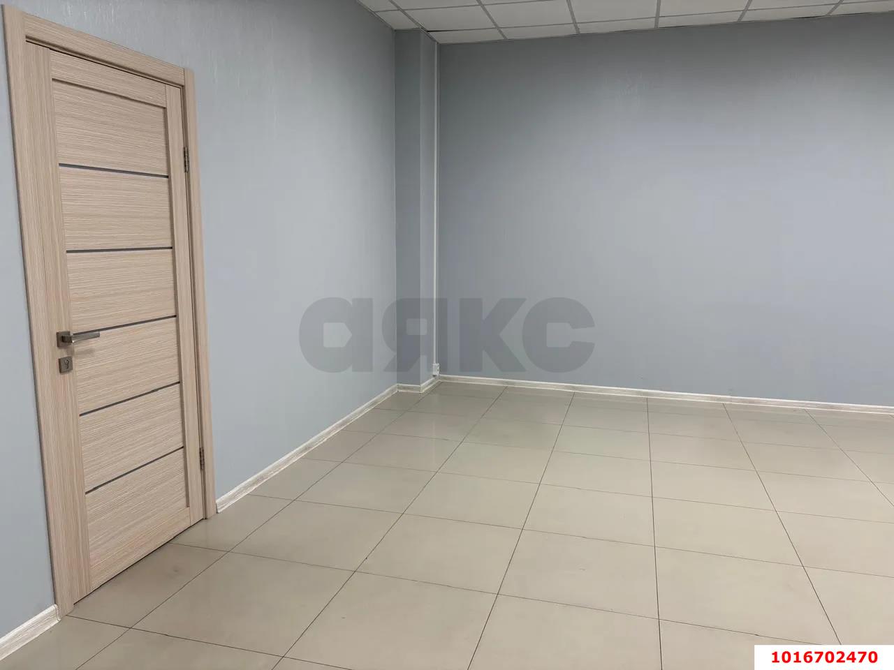 Фото №9: Офисное помещение 55&nbsp;м², 2/5&nbsp;эт. - Краснодар, Карасунский внутригородской округ, Хлопчато-бумажный Комбинат, мкр. жилой комплекс Гранд Пэлэс, ул. Уральская, 75/1