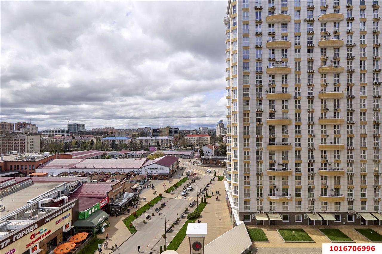 Фото №14: 1-комнатная квартира 48&nbsp;м², 10/17&nbsp;эт. - Краснодар, Центральный внутригородской округ, мкр. Центральный, ул. Красная, 176