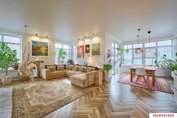 Фото №1: Дом 151 м² + 4 сот., 2 эт. - Новая Адыгея, ул. Адыгейская, 8/2