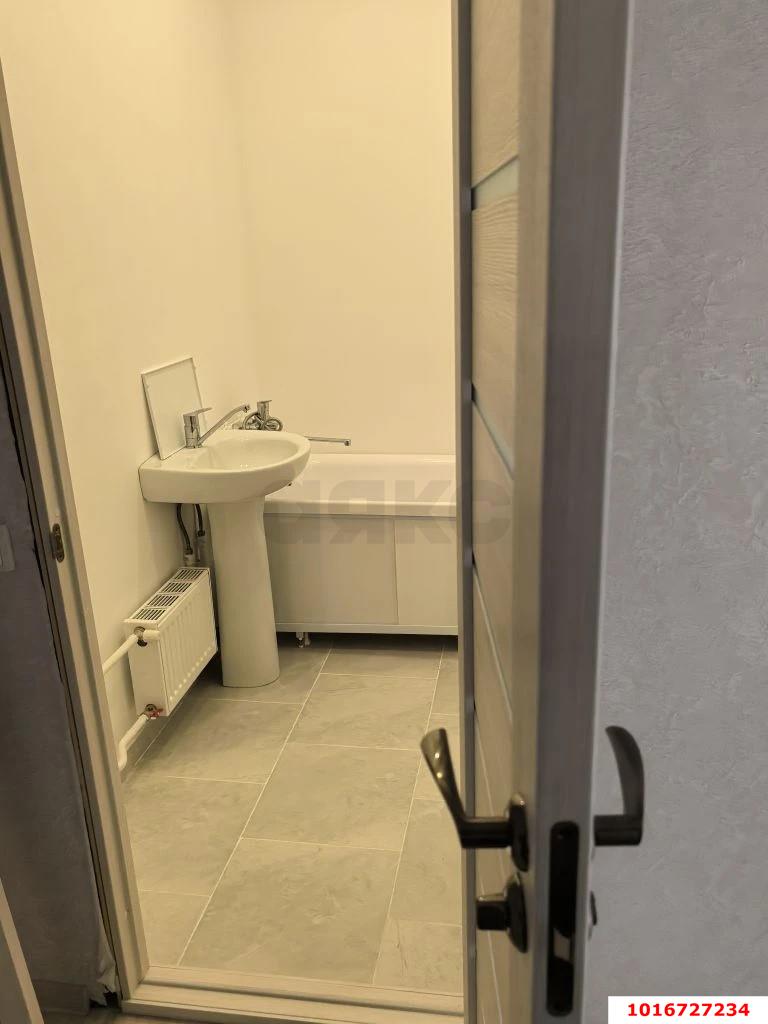 Фото №5: 1-комнатная квартира 49&nbsp;м², 5/16&nbsp;эт. - Краснодар, Прикубанский внутригородской округ, Восточный, мкр. жилой комплекс Квартал № 6, ул. имени Героя Советского Союза Николая Воробьёва, 15