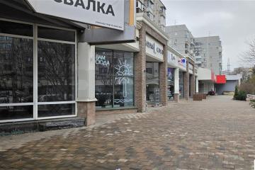 Фото №1: Торговое помещение 183 м², 1/9 эт. - Краснодар, мкр. Фестивальный, ул. имени Тургенева, 155