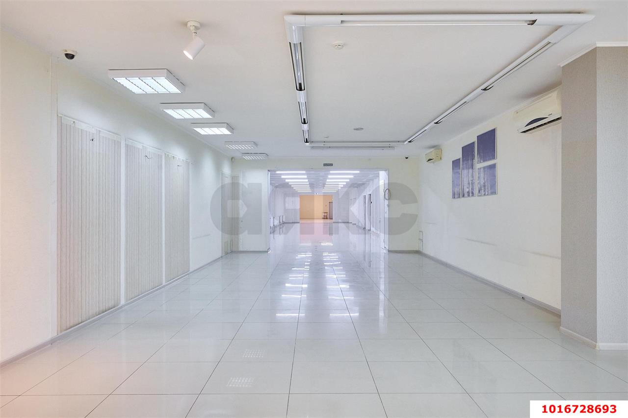 Фото №18: Торговое помещение 520&nbsp;м², 1/1&nbsp;эт. - Краснодар, мкр. Западный внутригородской округ, ул. Северная, 281
