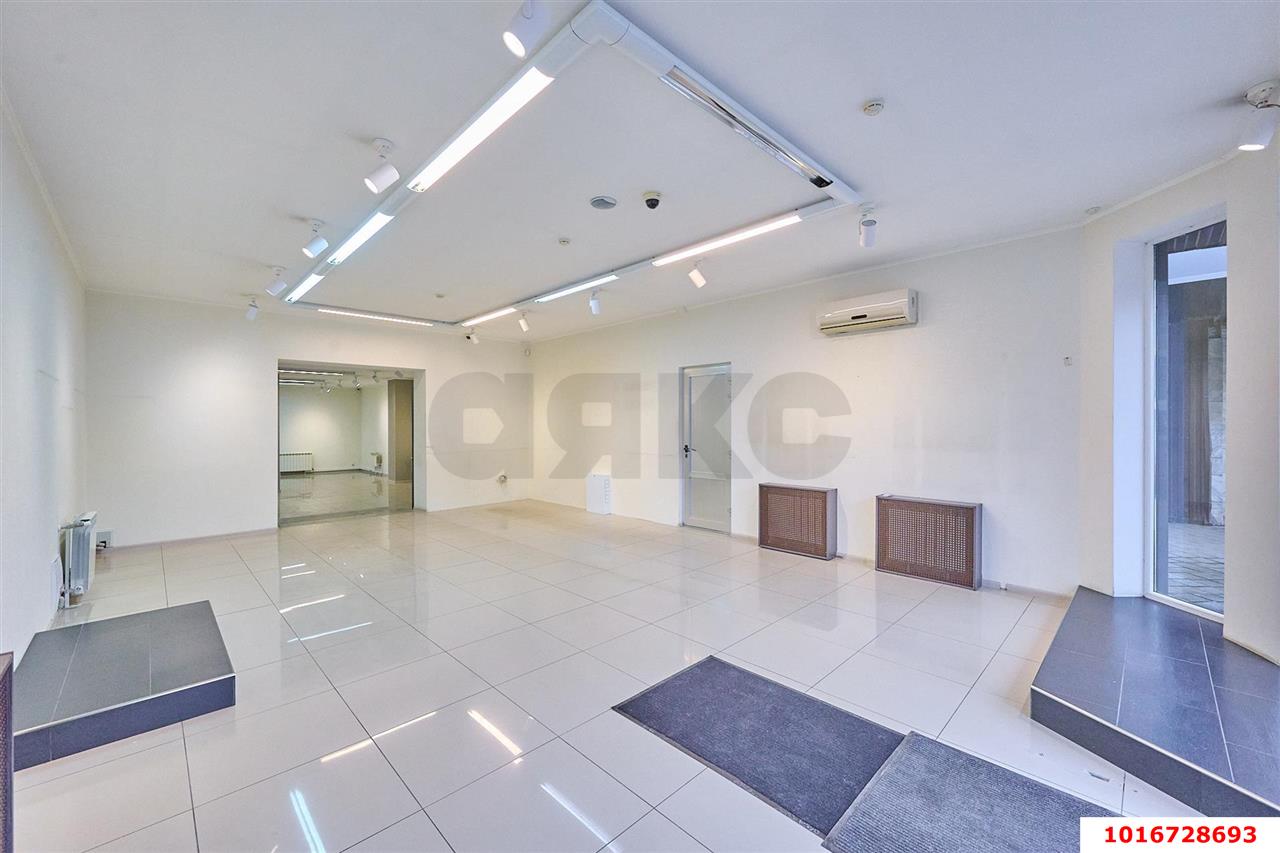 Фото №39: Торговое помещение 520&nbsp;м², 1/1&nbsp;эт. - Краснодар, мкр. Западный внутригородской округ, ул. Северная, 281