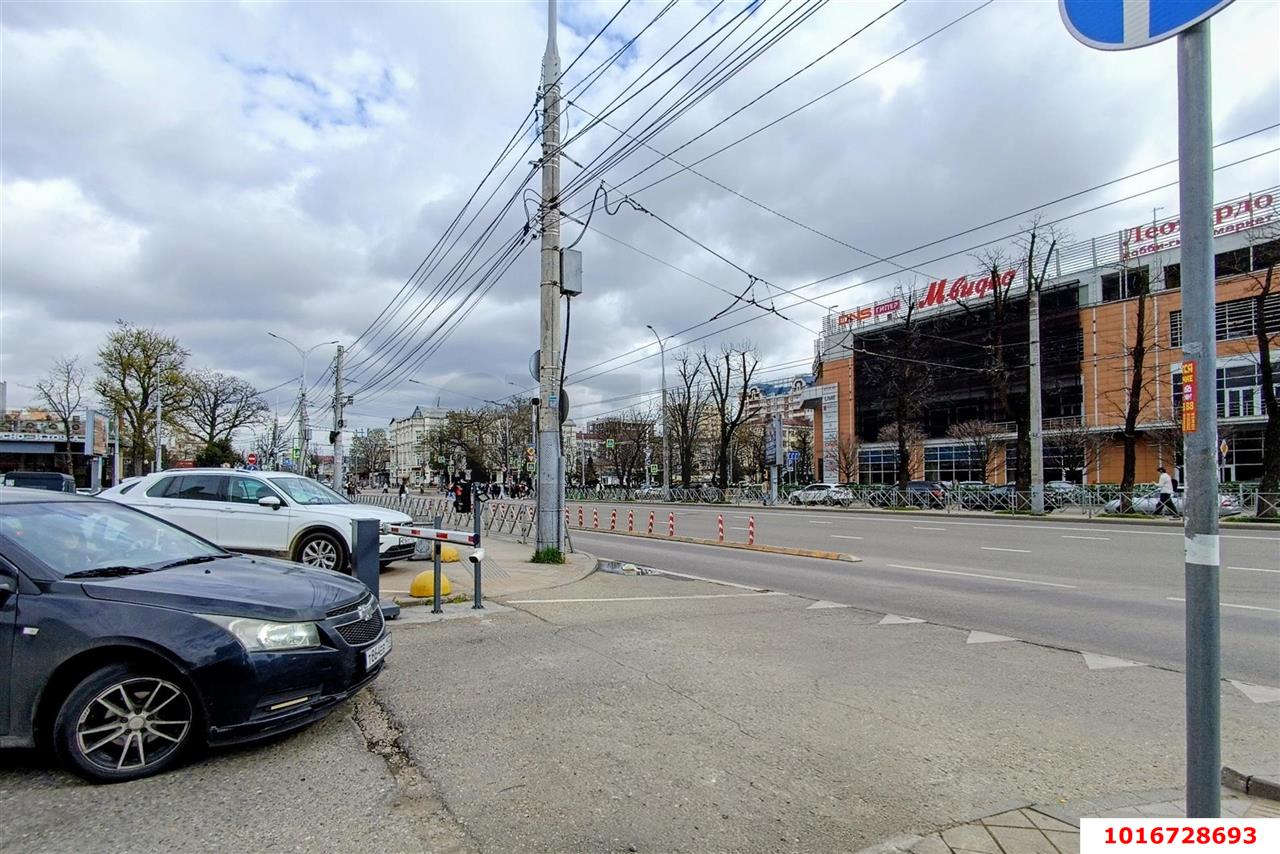 Фото №5: Торговое помещение 520&nbsp;м², 1/1&nbsp;эт. - Краснодар, мкр. Западный внутригородской округ, ул. Северная, 281