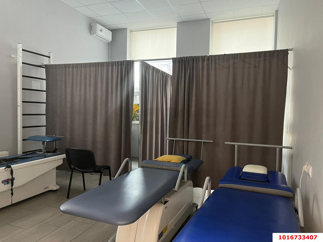 Фото №5: Торговое помещение 330&nbsp;м², 1/3&nbsp;эт. - Краснодар, Центральный внутригородской округ, мкр. Центральный, ул. Коммунаров, 258