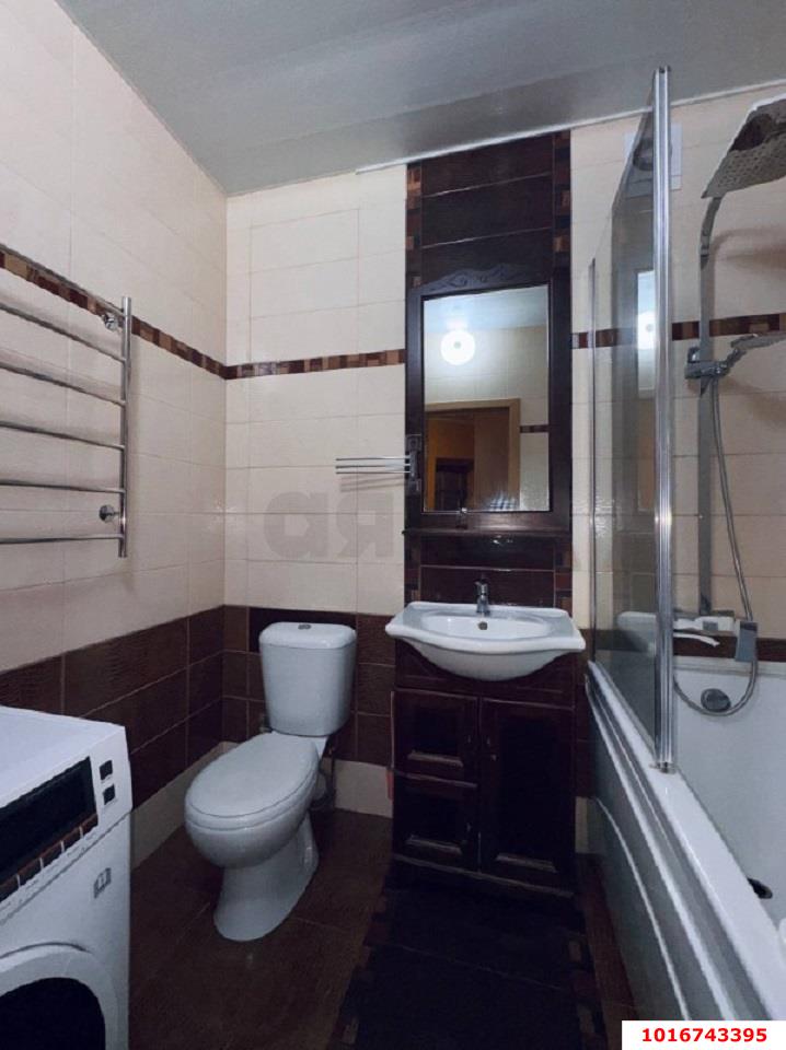 Фото №14: 2-комнатная квартира 72&nbsp;м², 5/5&nbsp;эт. - Краснодар, Прикубанский внутригородской округ, мкр. Музыкальный, ул. Ангарская, 2/3